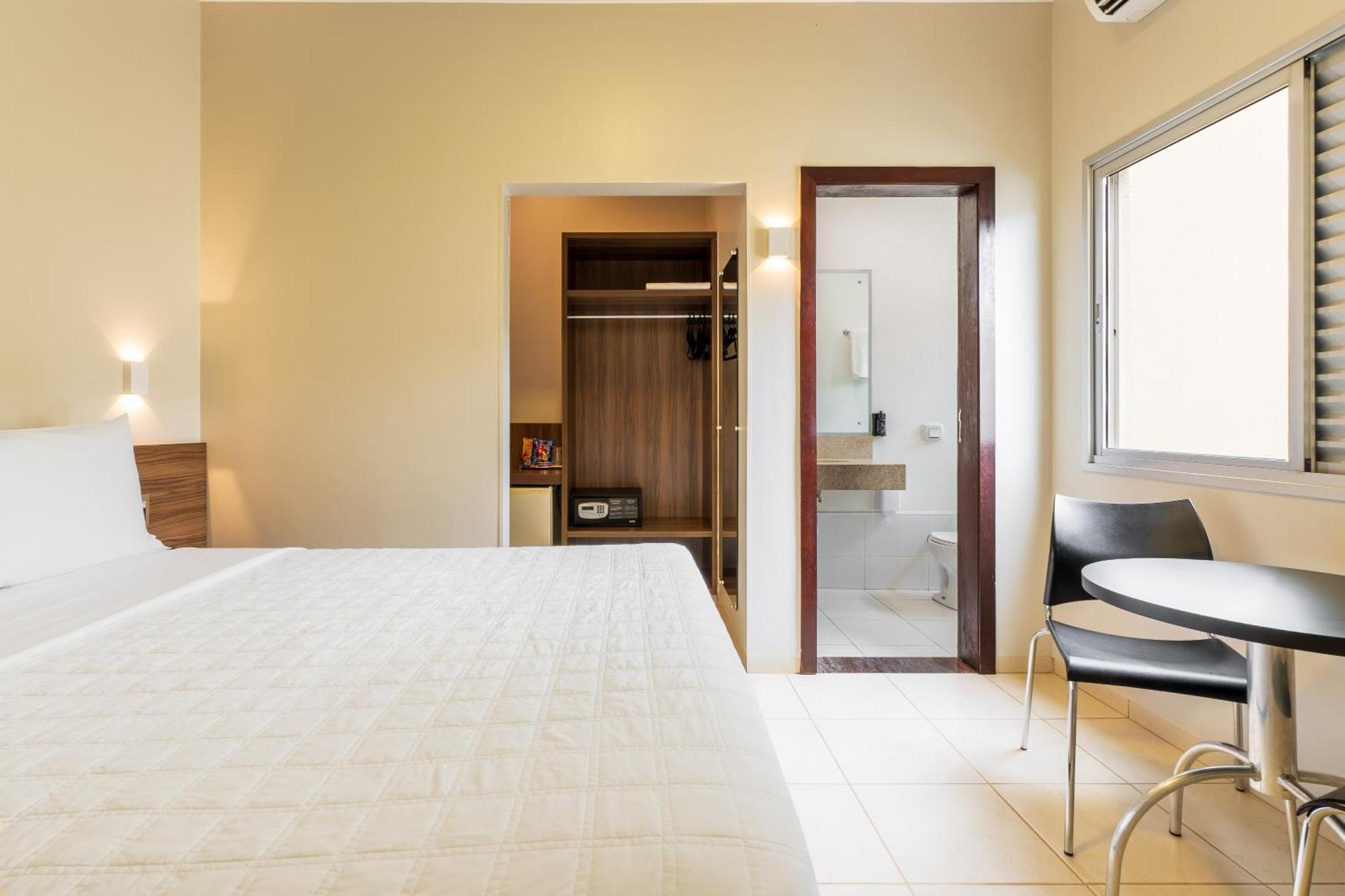 סינופ Ucayali Hotel מראה חיצוני תמונה